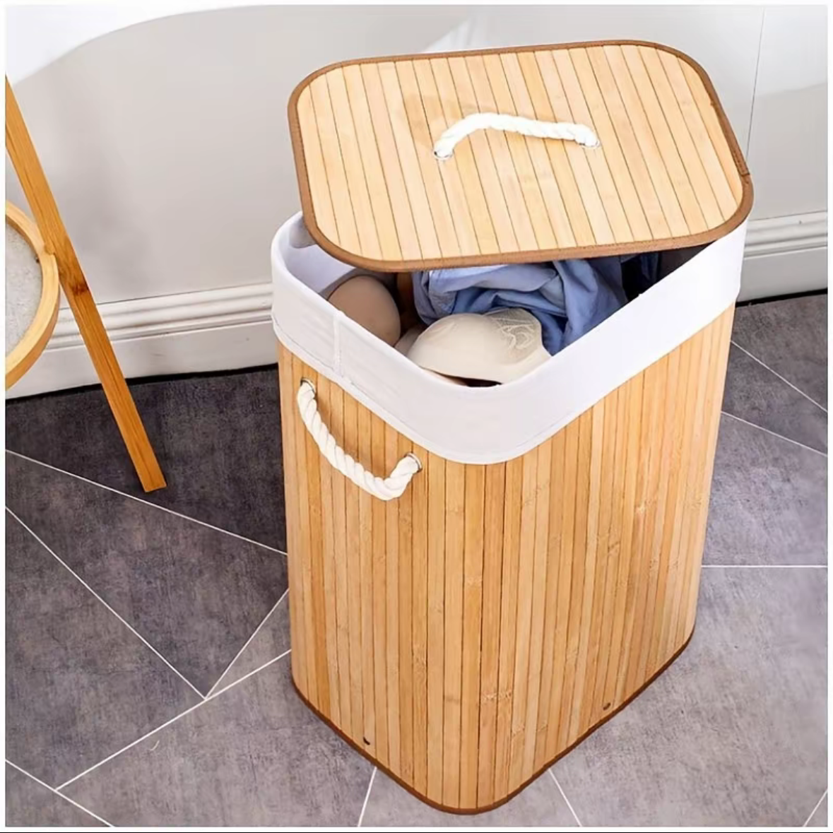 Cesto de Roupa Suja em Bambu com Tampa e Saco Removível – 42x30x60cm